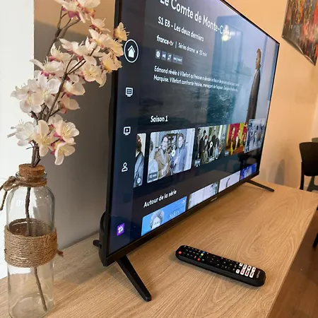 11 Parking Gratuit Apartment *